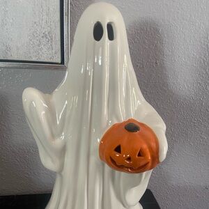 Ghost ceramic halloween decor